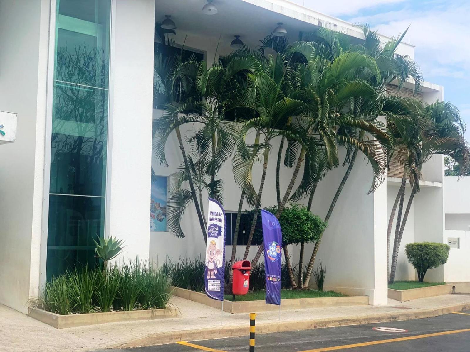 L'acqua Diroma - Suítes confortáveis - Park aquático 24 horas com Piscina de Ondas Caldas Novas Exterior foto