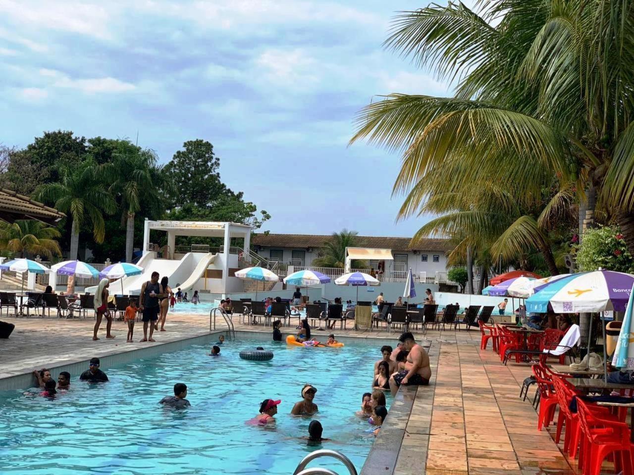 L'acqua Diroma - Suítes confortáveis - Park aquático 24 horas com Piscina de Ondas Caldas Novas Exterior foto